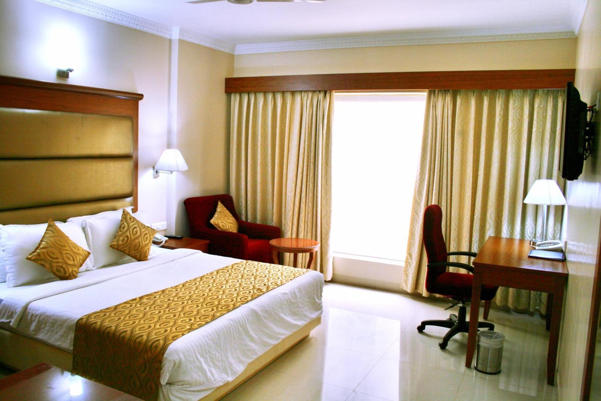 Raj Park- Hill View Hotel Tirupati Eksteriør billede