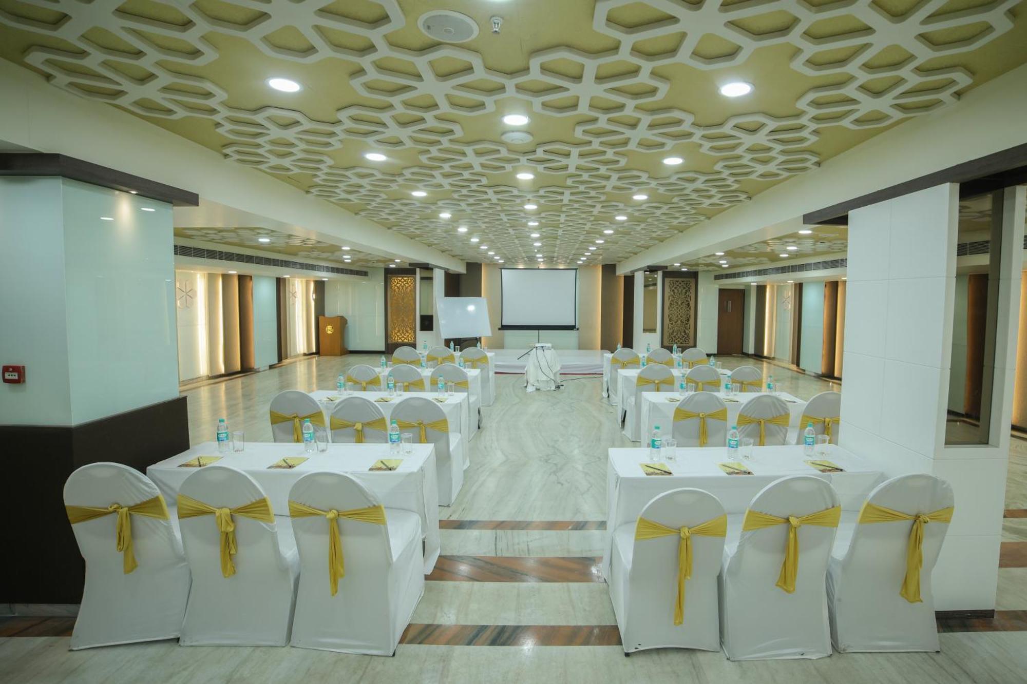 Raj Park- Hill View Hotel Tirupati Eksteriør billede